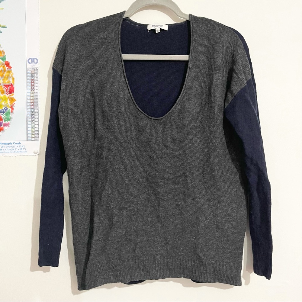 MADEWELL Soft Blue and Gray Color Block Long Sleeve Sweater Size Small